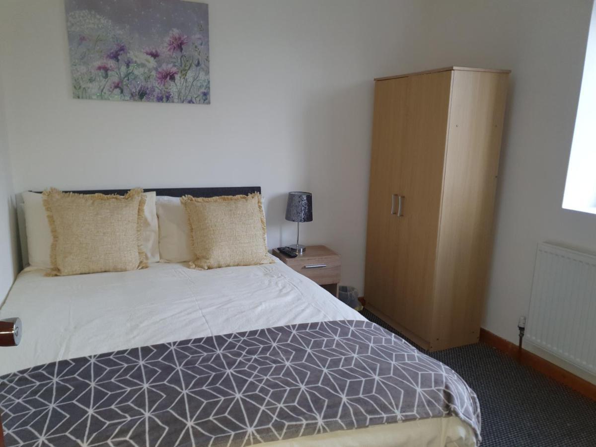 No 10 Limehouse Apartment Oldham Exterior photo