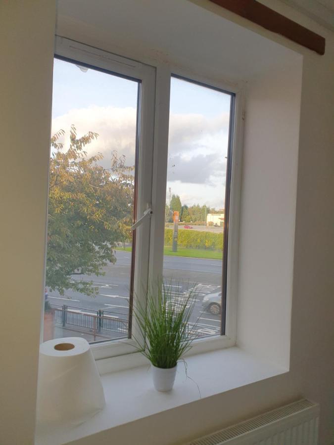 No 10 Limehouse Apartment Oldham Exterior photo