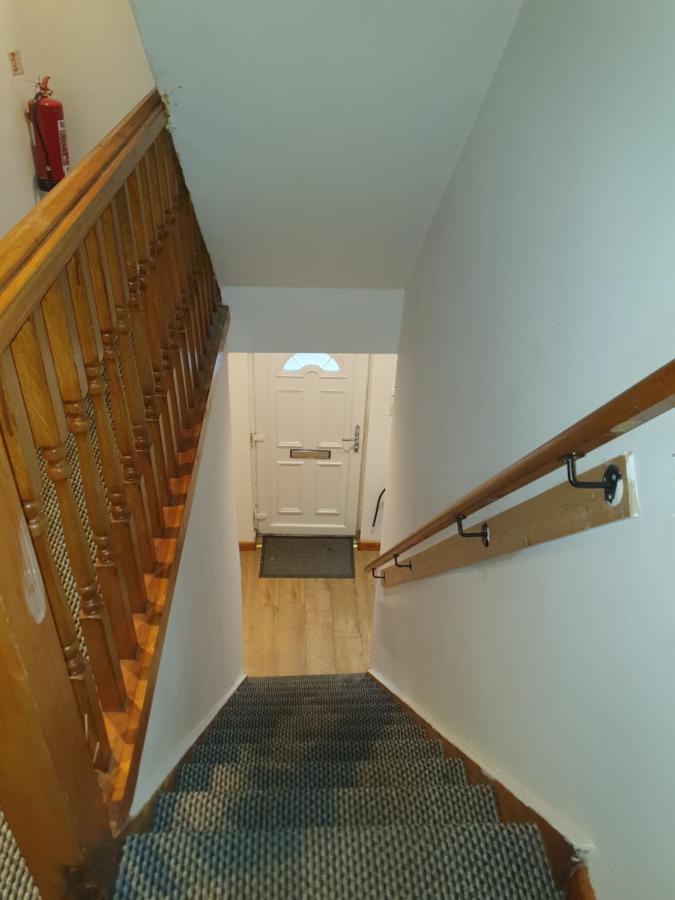 No 10 Limehouse Apartment Oldham Exterior photo
